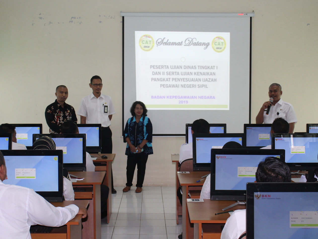 Ujian Dinas dan Ujian Penyesuaian Ijazah